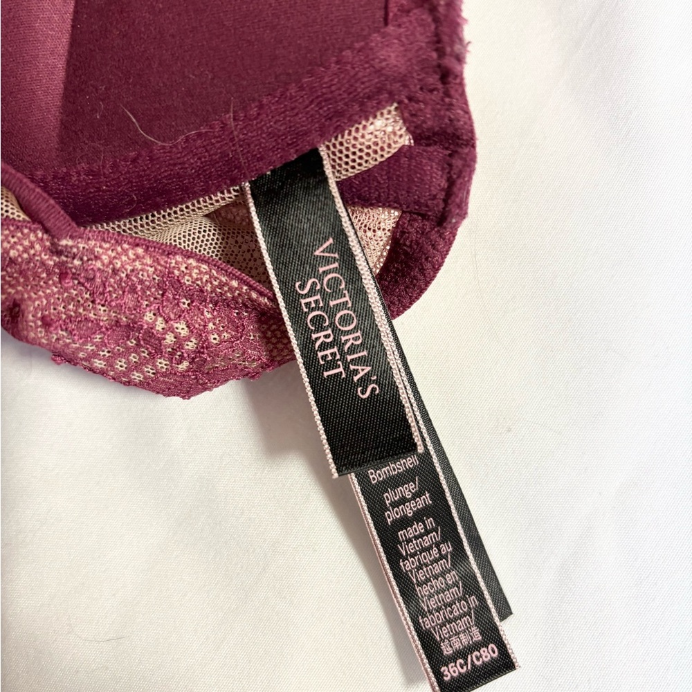 Victoria's Secret Lace Bra in Deep Red - Picture 5 of 6